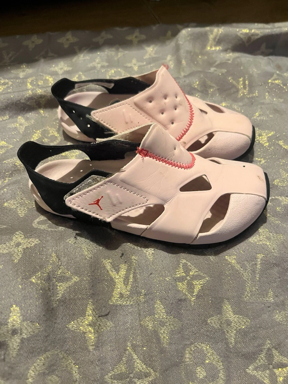 Sandali svasati Jordan taglia 9 5