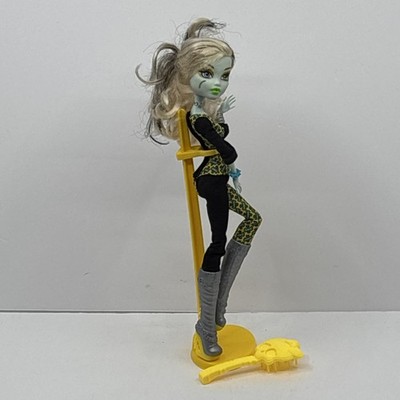 Monster High Freaky Fusion Fusion-Inspired Ghouls Frankie Stein Doll Stand