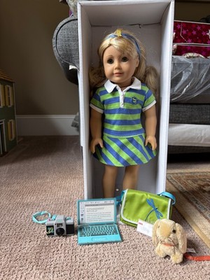 Lanie Holland 18'' American Girl doll of the year 2010 + Accessories