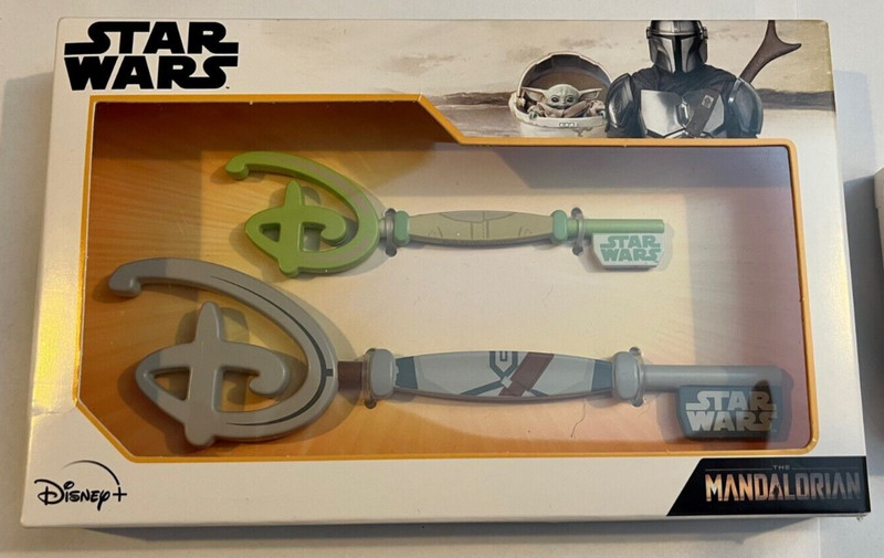 Disney Star Wars: The Mandalorian Collectible Key Set-May the 4th Be With You