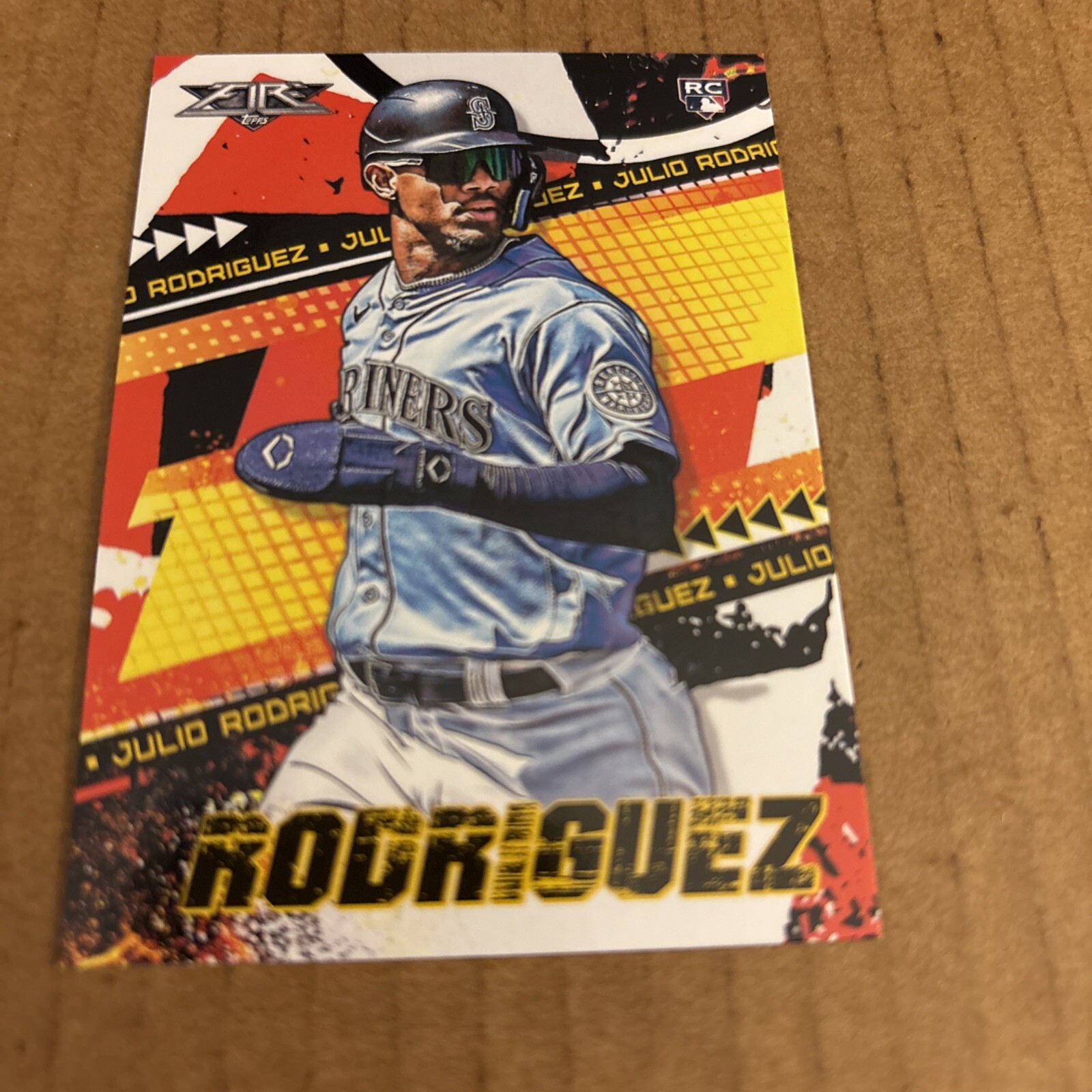 2022 Topps Fire JULIO RODRIGUEZ RC ROOKIE #107 Mariners Baseball Card (e9)