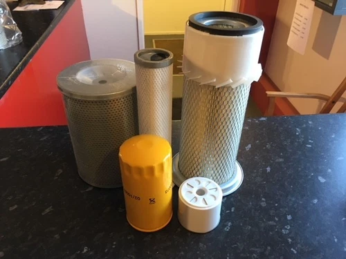JCB PARTS FILTER KIT 3CX BLACK CAB 4.236 LD NON TURBO TO 314999 LONG TYPE OIL