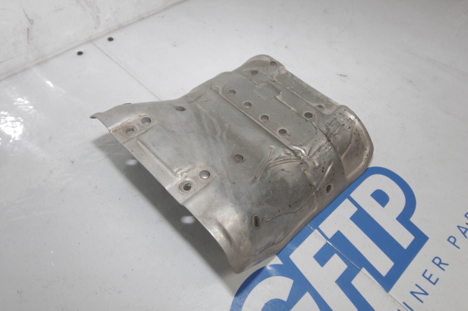 08-13 AUDI R8 4.2L OEM ENGINE MOTOR HEAT SHIELD COVER METAL SILVER STOCK FACTORY