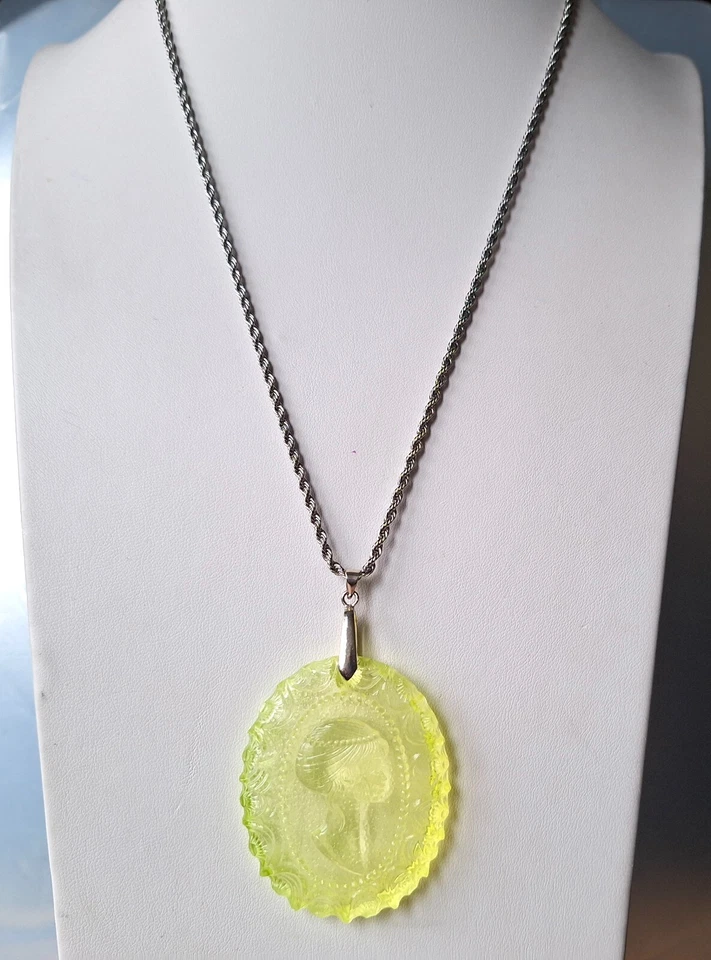 Uranium Glass Cameo Pendant Silver Tone Chain 21'' Vaseline Yellow Czech Glass - Image 3 of 4