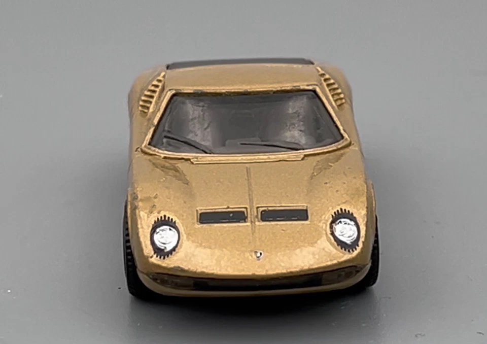 Lamborghini Miura P400S Matchbox 2010, échelle 1/60 - Photo 2/4