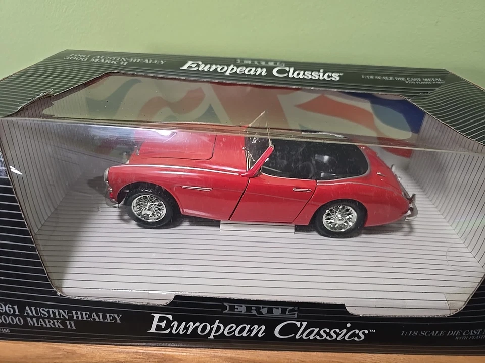 Ertl European Classics 1961 Austin Healey 3000 II 1:18 Scale Diecast Model Car - Image 4 of 4