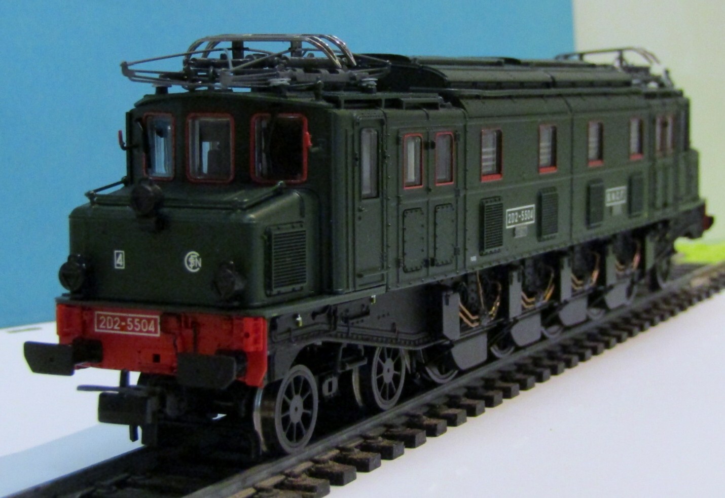 Locomotive électrique 2D2 5504 Jouef HJ2039DCC HO digital