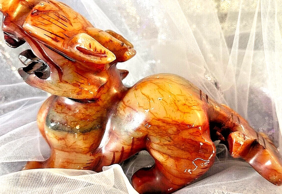 Fino Chino Grueso Tallado a Mano Rojo Sangre Foo Dog en Jade Foto 4 de 4