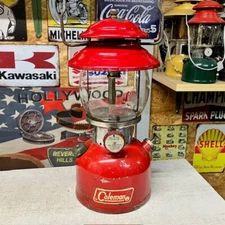 COLEMAN RED 200A SINGLE MANTLE LANTERN 7/67 RED LETTER GLOBE CAMPING LIGHTING