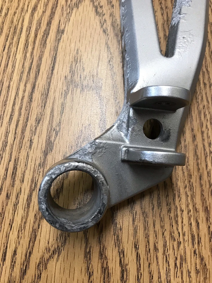 川崎 NINJA ZX12R ZX1200 2004-2005 步骤停留右部件 # 35063-0063-458 — 第 4/4 张图片