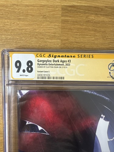 GARGOYLES #3 VIRGIN VARIANT COVER S CGC 9.8 SS SIGNED BY CLAYTON CRAIN INFINITY - Bild 3 von 4