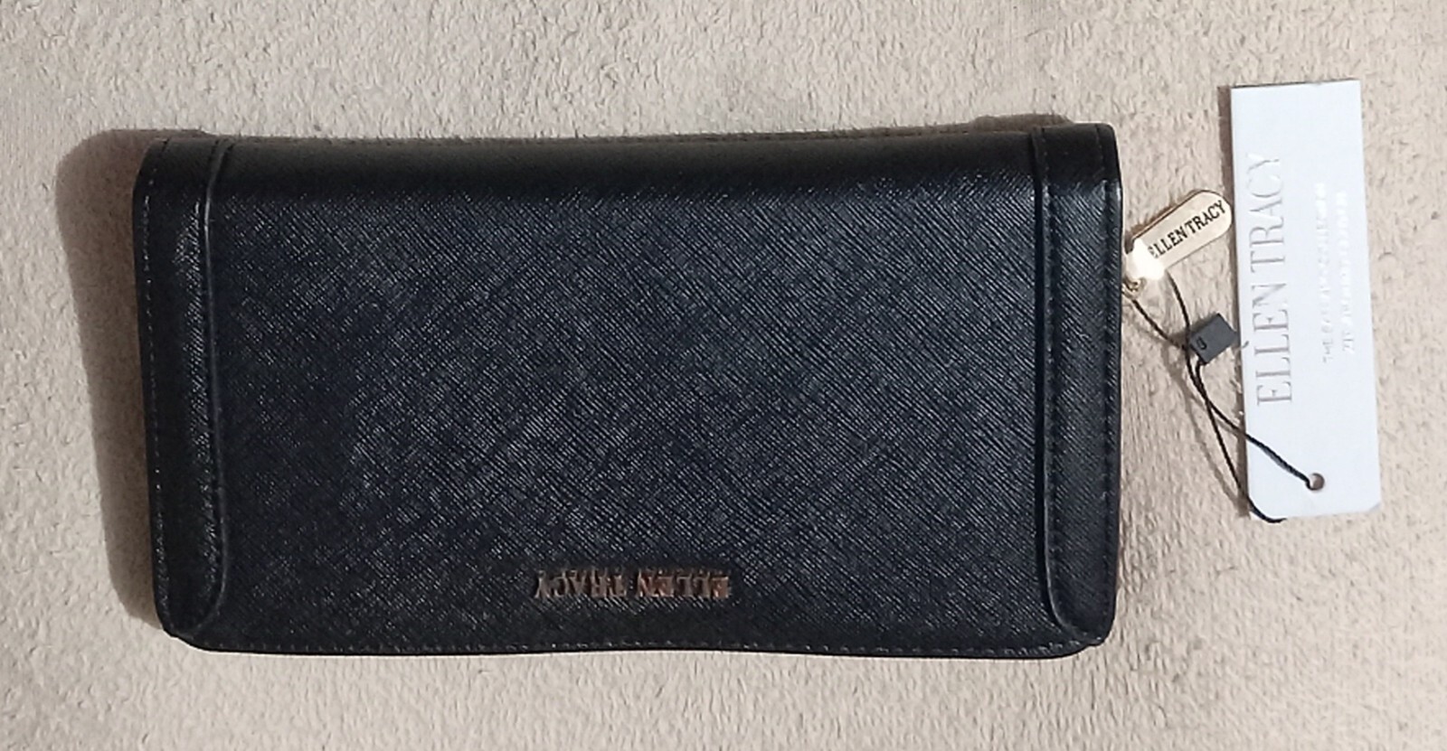 ELLEN TRACY Black Leather WALLET ZIP Around Clutch SAFFIANO Card New