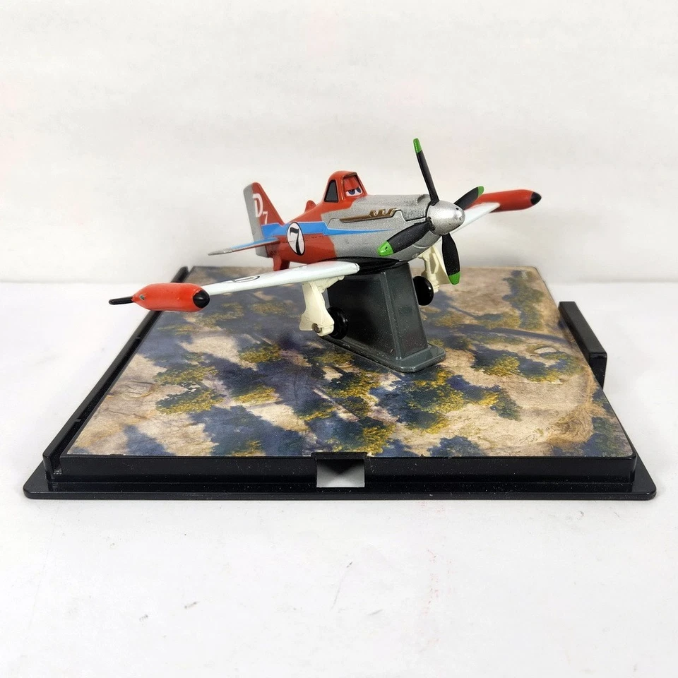 Disney Pixar Planes Racing Turbo Dusty Display Stand 1:55 scale - Image 3 of 4