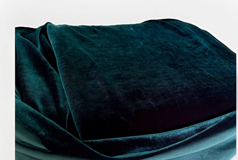 8 yardas de tela de terciopelo verde esmeralda Foto 3 de 4