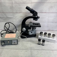 Leitz Wetzlar Binocular Microscope GF 12.5X - 4 Obj. Lenses TIYODA Light *NICE*