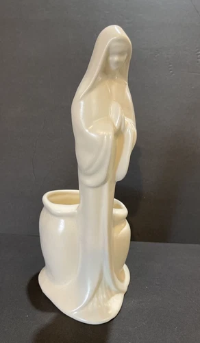Vintage Royal Haeger Planter Pottery Praying Madonna Succulent Matte Ivory