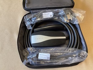 Tesla Gen 2 Mobile Charger 1101789 00 M with 5 15 14 50 Adapters Used???