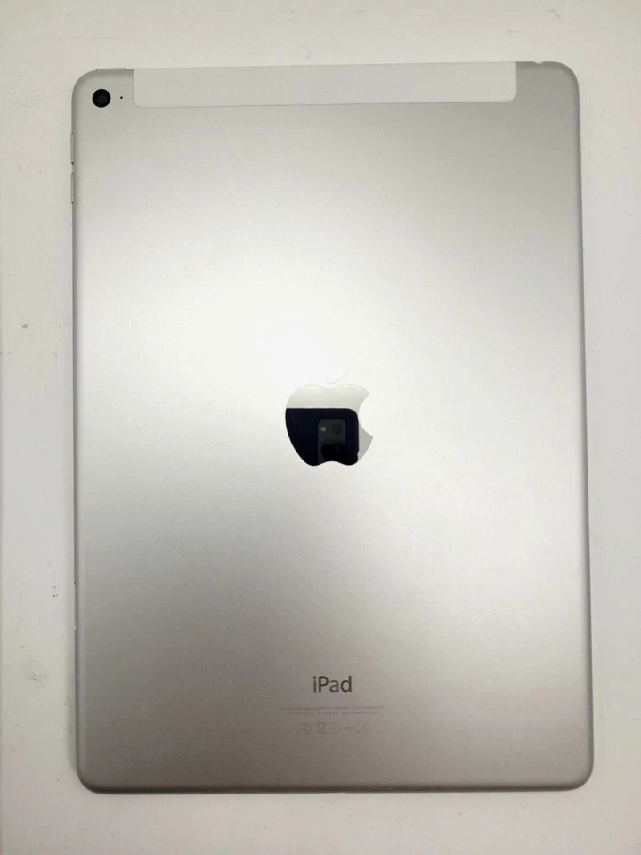 Apple iPad (5th Gen) A1823 | 9.7" | 32GB | Silver | Unlocked Good B+ - Image 3 of 4