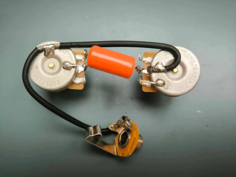 Kit électronique pré-câblé pour guitare électrique style Les Paul® ou SG® Junior - Photo 2/2