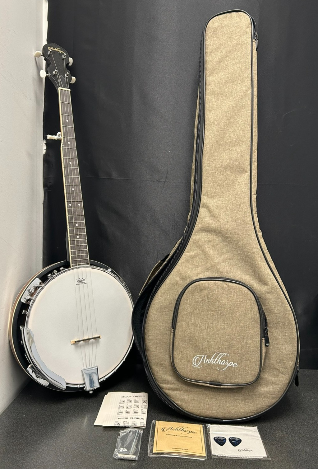 ASHTHORPE 5-String Banjo - Full Size w/ Closed Back W/Padded Gig Bag FREE SHIP