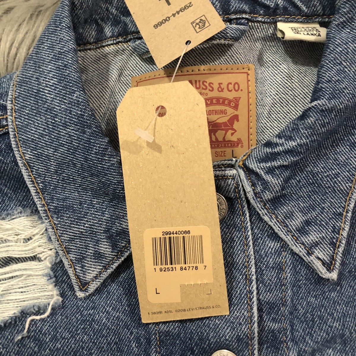 LEVI'S Ex-Boyfriend Trucker Jacket Distressed Bust A Move - sz L