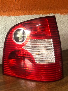 VW Polo 9N2 Bj. 2002 Rückleuchte Rücklicht rechts 6Q6945096G