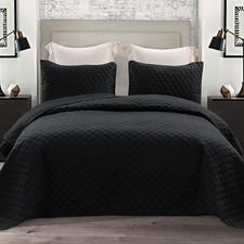 Ultrasonic Reversible King Size Quilt Bedding Set with Pillow Shams, Lightweight