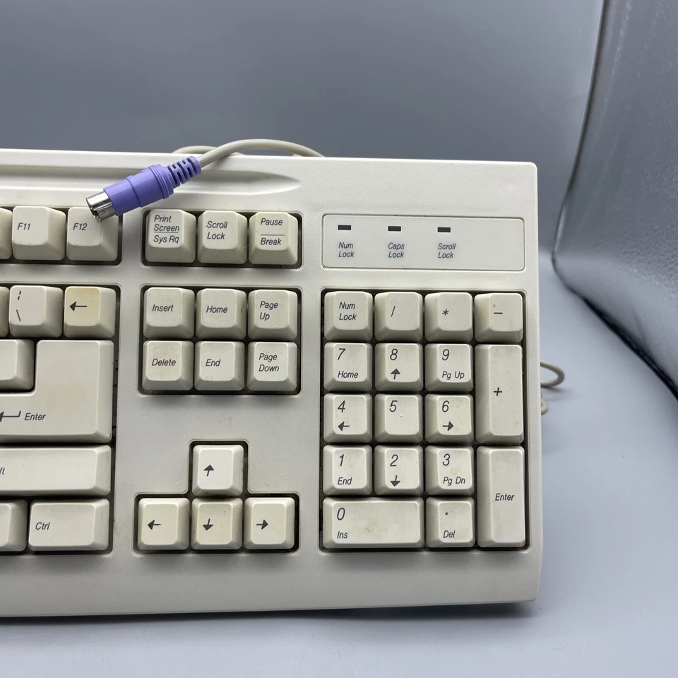 Mitsumi Electronics KFKEA4XT Wired Keyboard KFK-EA4XT - Image 4 of 4