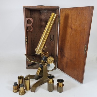 Antikes Messing Mikroskop 19. Jh. in Schachtel Lennie Optiker Edinburgh
