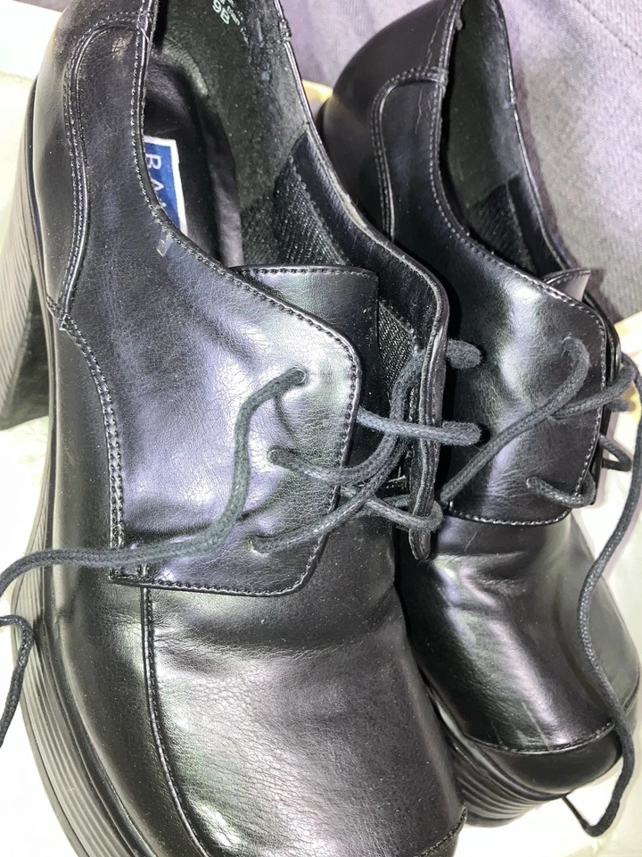 Bakers Platform Chunky Heel style 179 Stinger Used In Original Box S:9 - Image 3 of 4