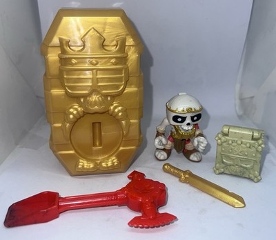 Treasure X Kings Gold Treasure Tomb Tracker Jaw Mini Figure Series 3 Sword A2