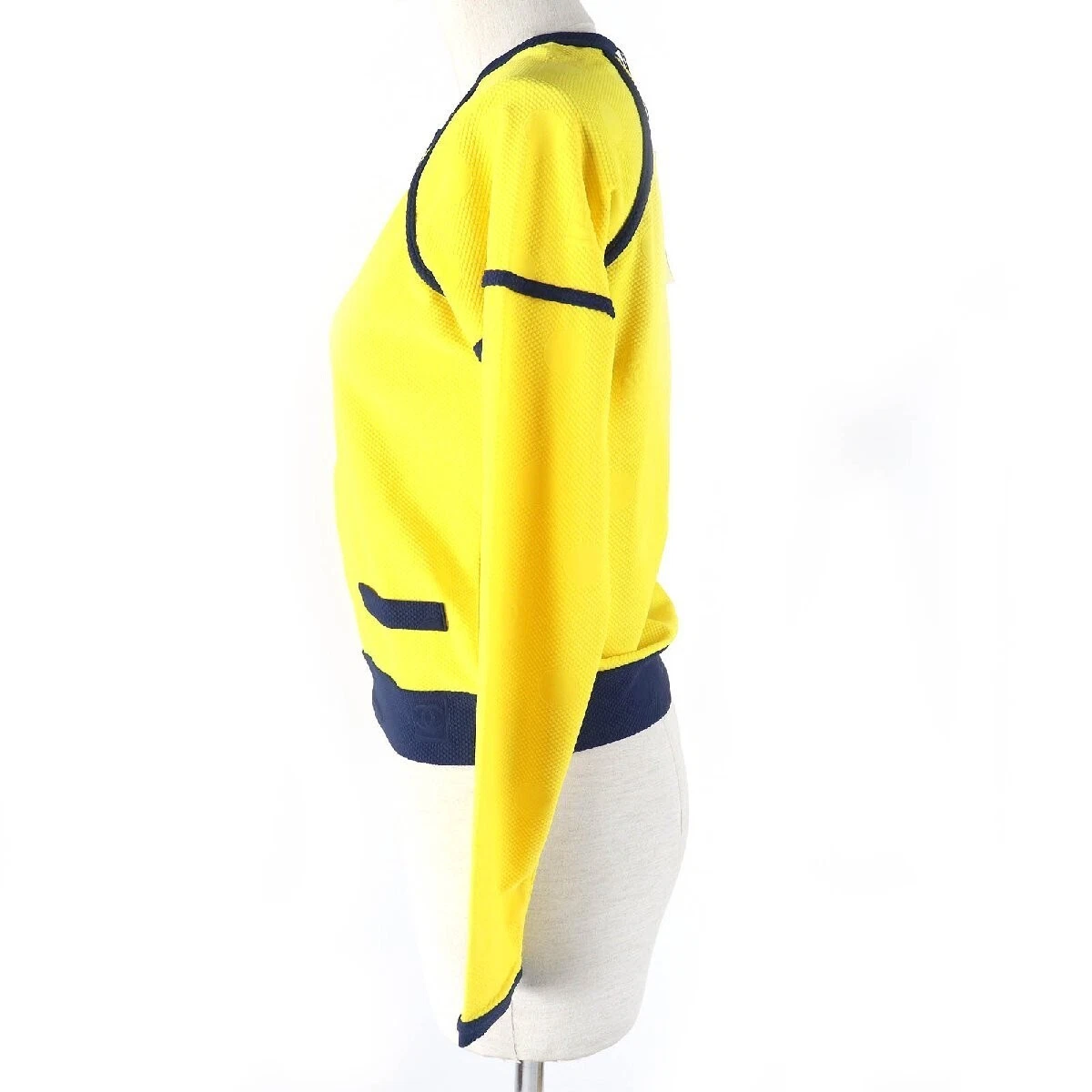 Giacca CHANEL 08P P33377 linea sportiva modello a pois senza colletto zip vintage