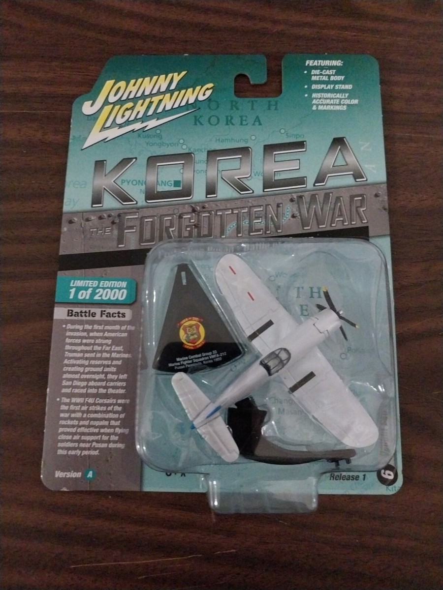 JOHNNY LIGHTNING 1:64 MILITARY CHASE WHITE LIGHTNING KOREAN