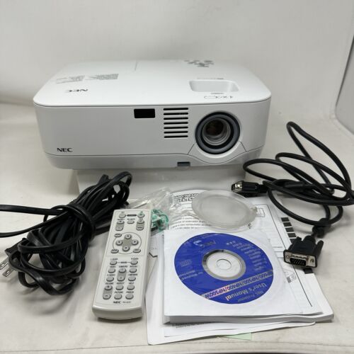 NEC Projector NC400 LCD 2000 ANSI Lumens 30 Lamp Hours Remote and Accessories