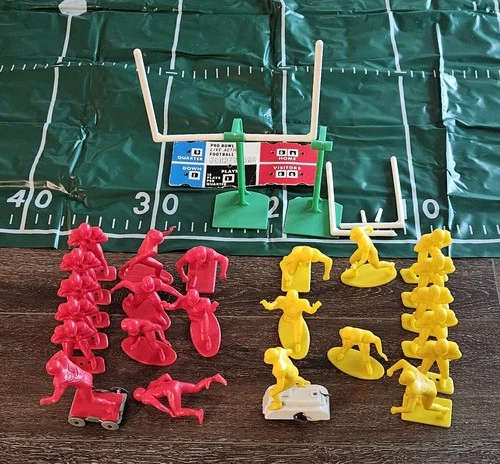 Vintage 1969 Marx Pro Bowl Live Action Football Toy Game Incomplete Set