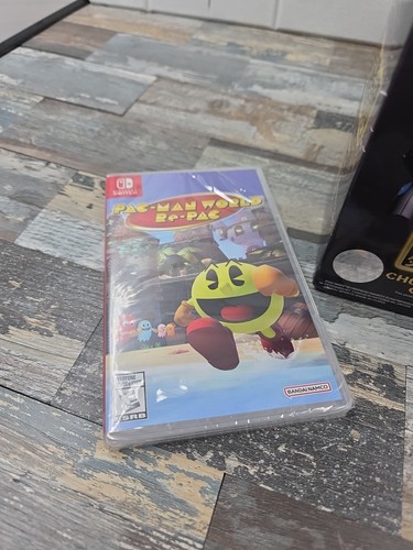 2022 Pac-Man World Re-Pac (Switch) + Chogokin Chrome Noir Figure Excl. Bundle - Picture 2 of 10