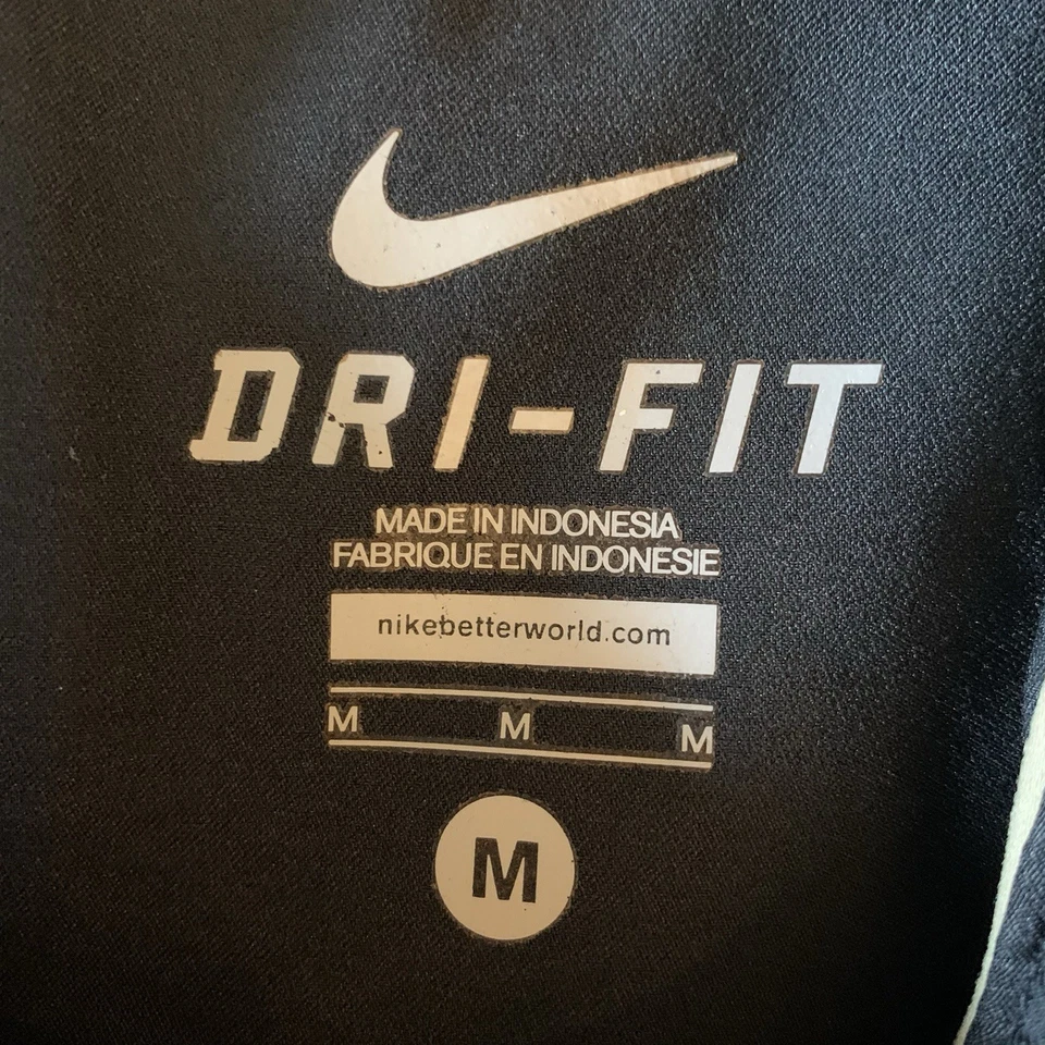 Nike Purdue Boilermakers Polo Shirt Mens Medium Black Golf Dri-Fit Embroidered - Image 4 of 4