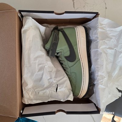 NEW - Men s 11   Nike Air Force 1 High Boots 'Oil Green' DA0418-300