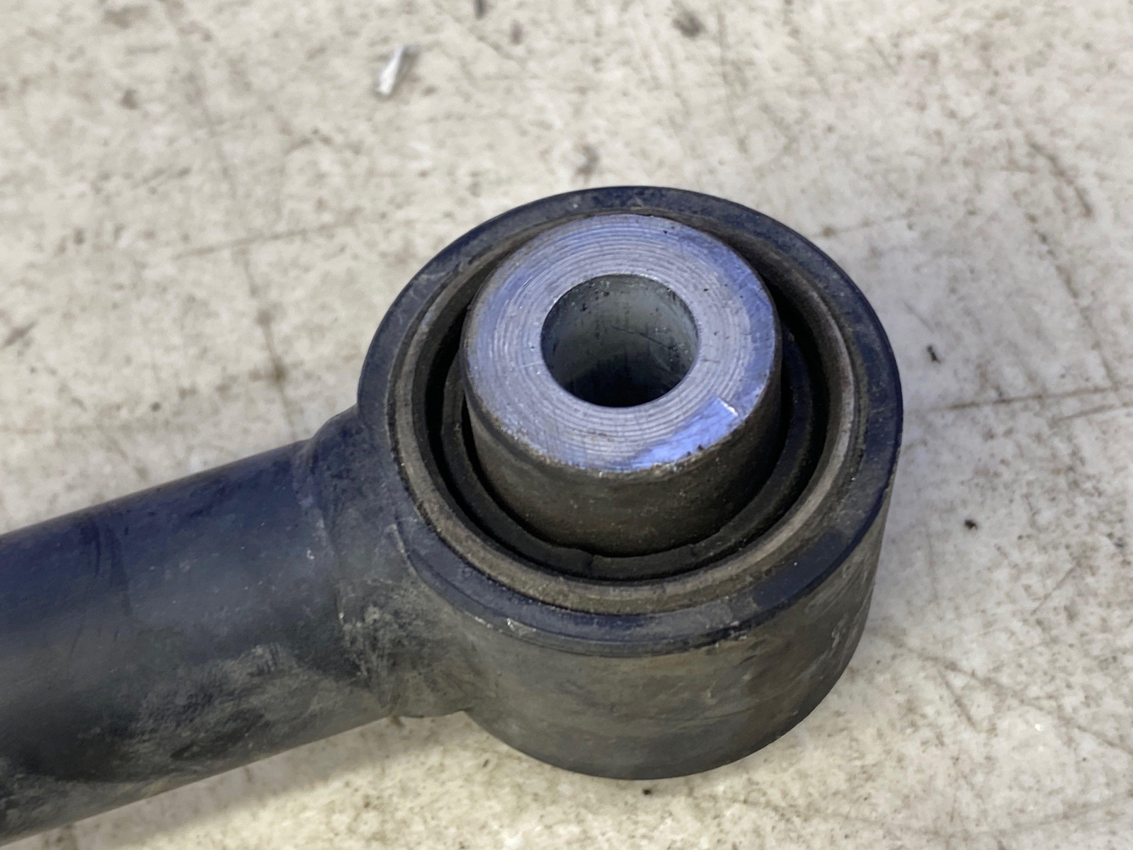 2017-2022 MASERATI LEVANTE OEM REAR RIGHT ACTIVE SUSPENSION SHOCK ABSORBER