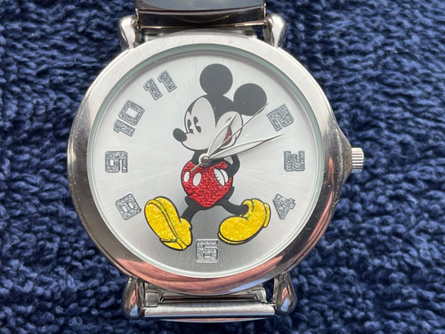 Vintage Disney MICKEY MOUSE Mens Watch Second Hand Model MCKAQ1240 QUARTZ NEWB
