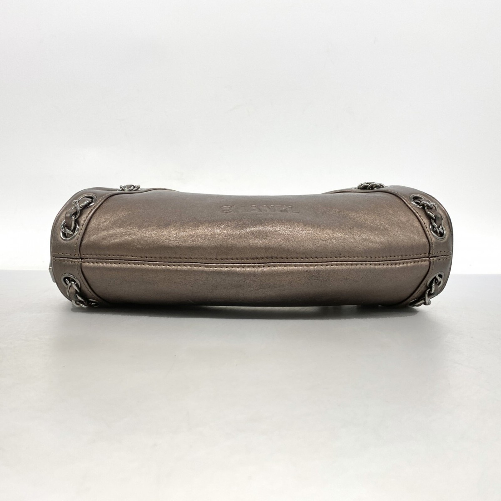 Chanel handbag, lambskin, bronze, women's. GZl1ihas image 3