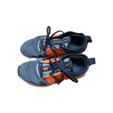 Size 7 - Nike Varsity Compete Vo1 Wolf Grey Total Orange Turf Shoes EUC