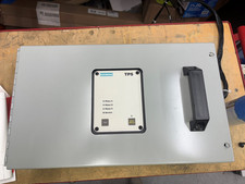 SIEMENS TPS3 SURGE PROTECTIVE DEVICE TPS3E011500BE W/ ENCLOSURE TPS3C05150