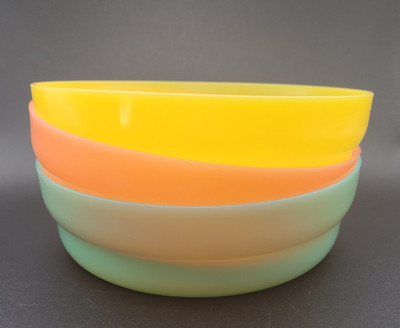 Vintage 1970s 80s Tupperware NestingBowls Set of 3 Pastel Teal Peach Yellow 6.5 