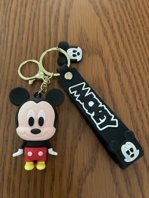 Disney Mickey Deluxe Charm Keychain or Zipper Pull New in Package