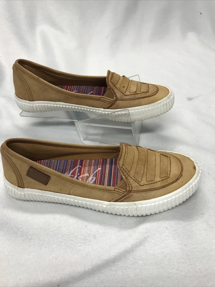 BLOWFISH Tan Beige Slip On Loafer Faux Leather Shoe Women's 6 - Image 2 of 4