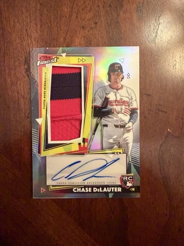 2026 Topps Finest Chase DeLauter Base (RAW)