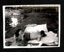 POLAROID SWIMMING HOLE WILD PARTY COUPLE MAKING OUT OLD/VINTAGE PHOTO-H685