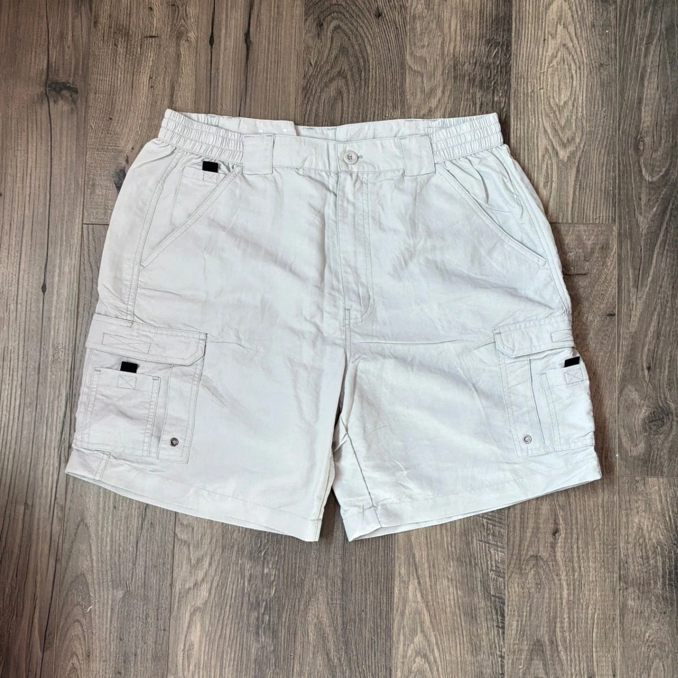 World Wide Sportsman Mens 36 Cargo Fishing Shorts Gray Nylon Quick Dry Outdoor
Opens in a new window