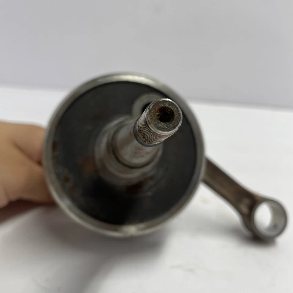 NOS Yamaha Crankshaft Assembly 1982 YZ125 5X4-11400-20 - Image 4 of 4